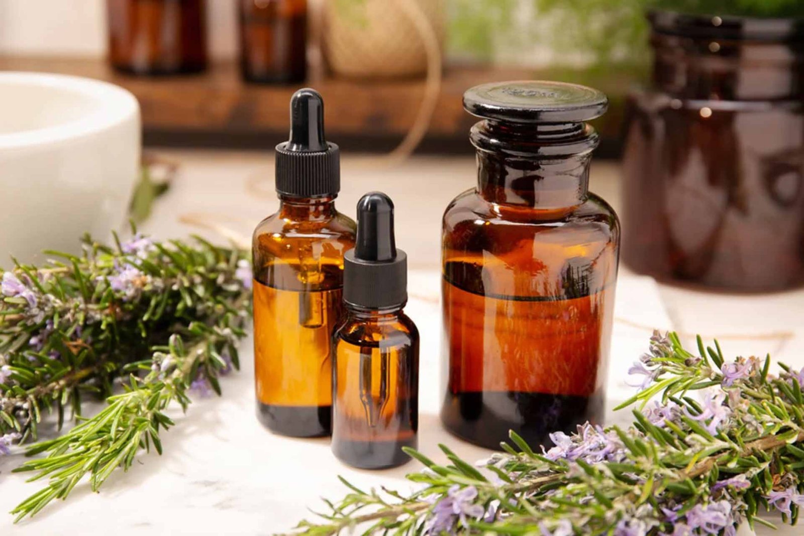 why use amber glass bottle for essential oils