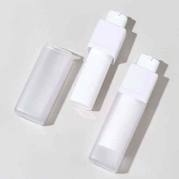 twist up cosmetic lotion pump bottle