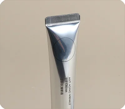 Aluminum plastic tube body