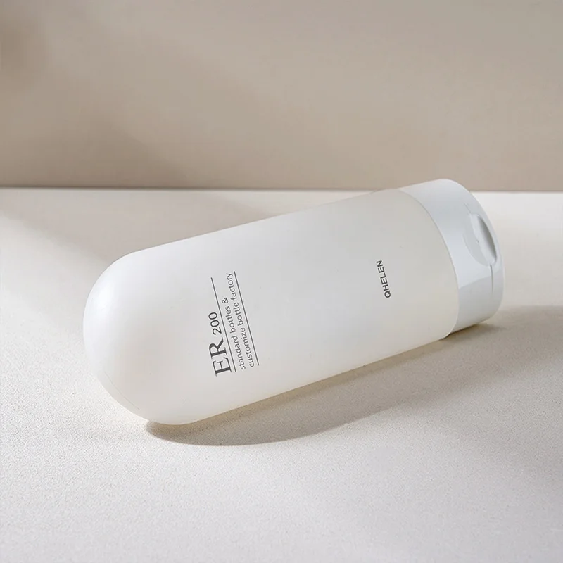 wholesale PE plastic squeeze bottle cosmetics