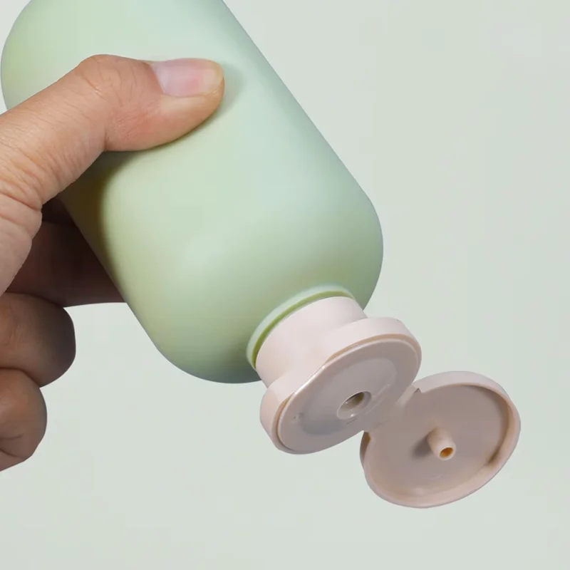 250ml shampoo bottle with flip cap