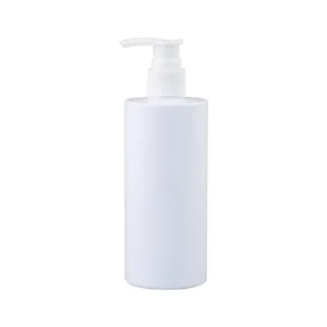 white PET plastic bottle for lotion