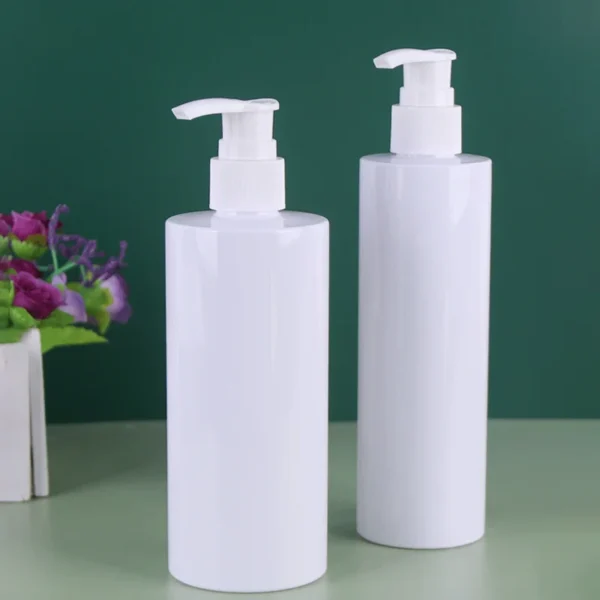 white plastic lotion dispenser bottles