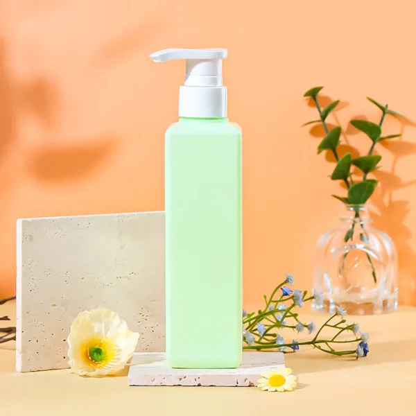 500ml plastic bottle with pump dispenser