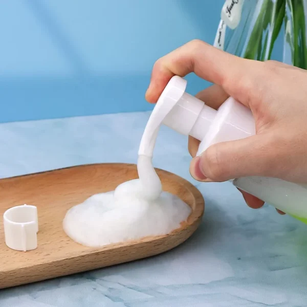 travel foaming soap dispenser