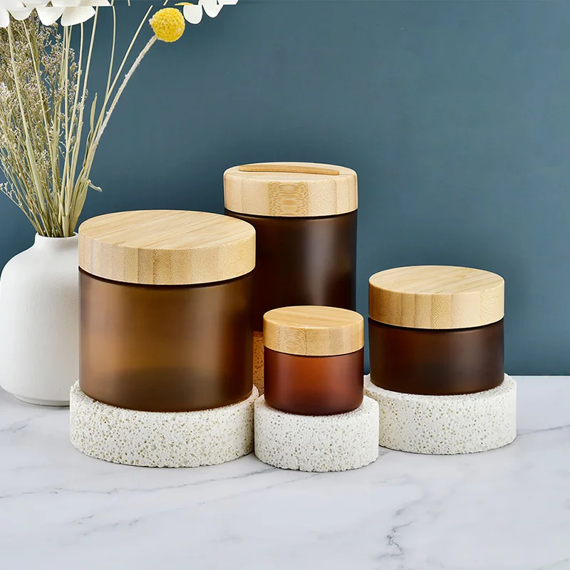 amber plastic cream jar with bamboo lid
