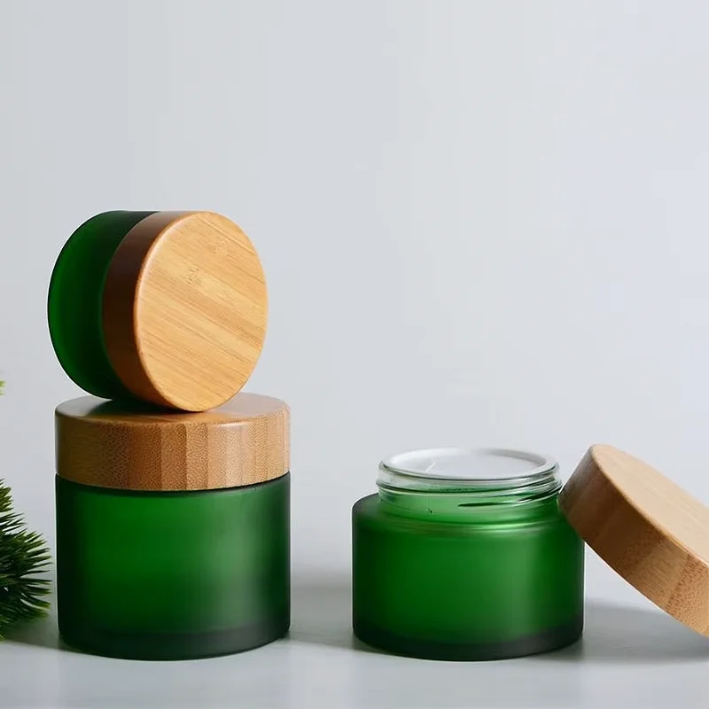 eco-friendly glass cosmetic packaging