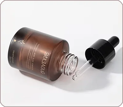 essential oil bottle with glass dropper