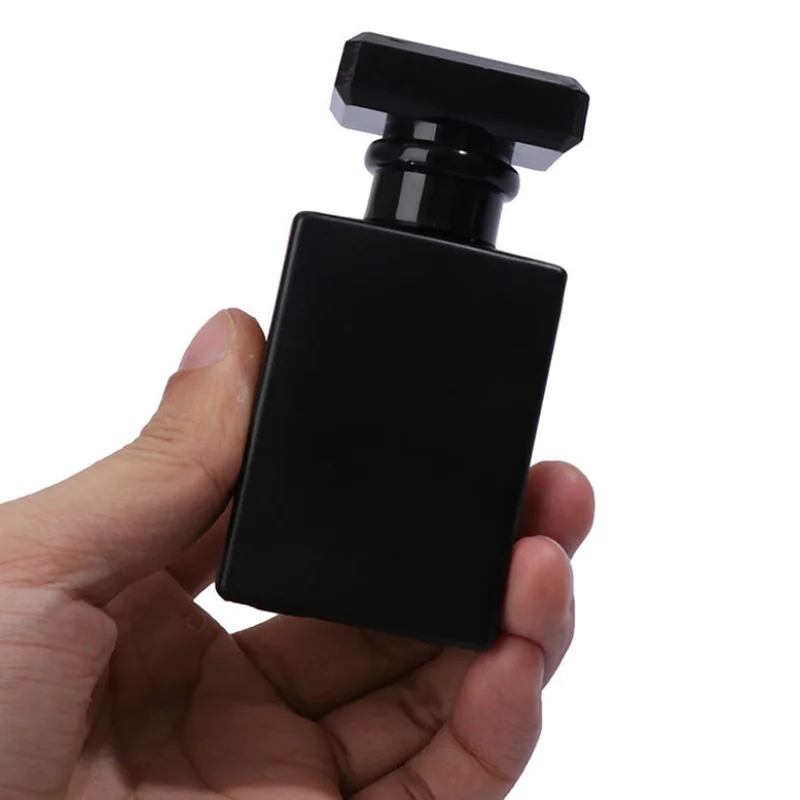 men's cologne black square bottle