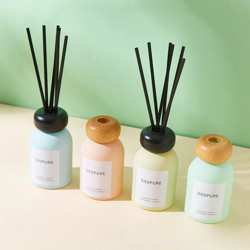 refillable fragrance bottle with sticks