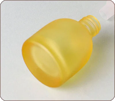 stable base empty diffuser bottle